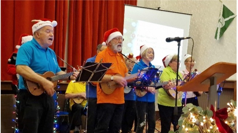 The Crosby Strings ukulele band added colour and fun