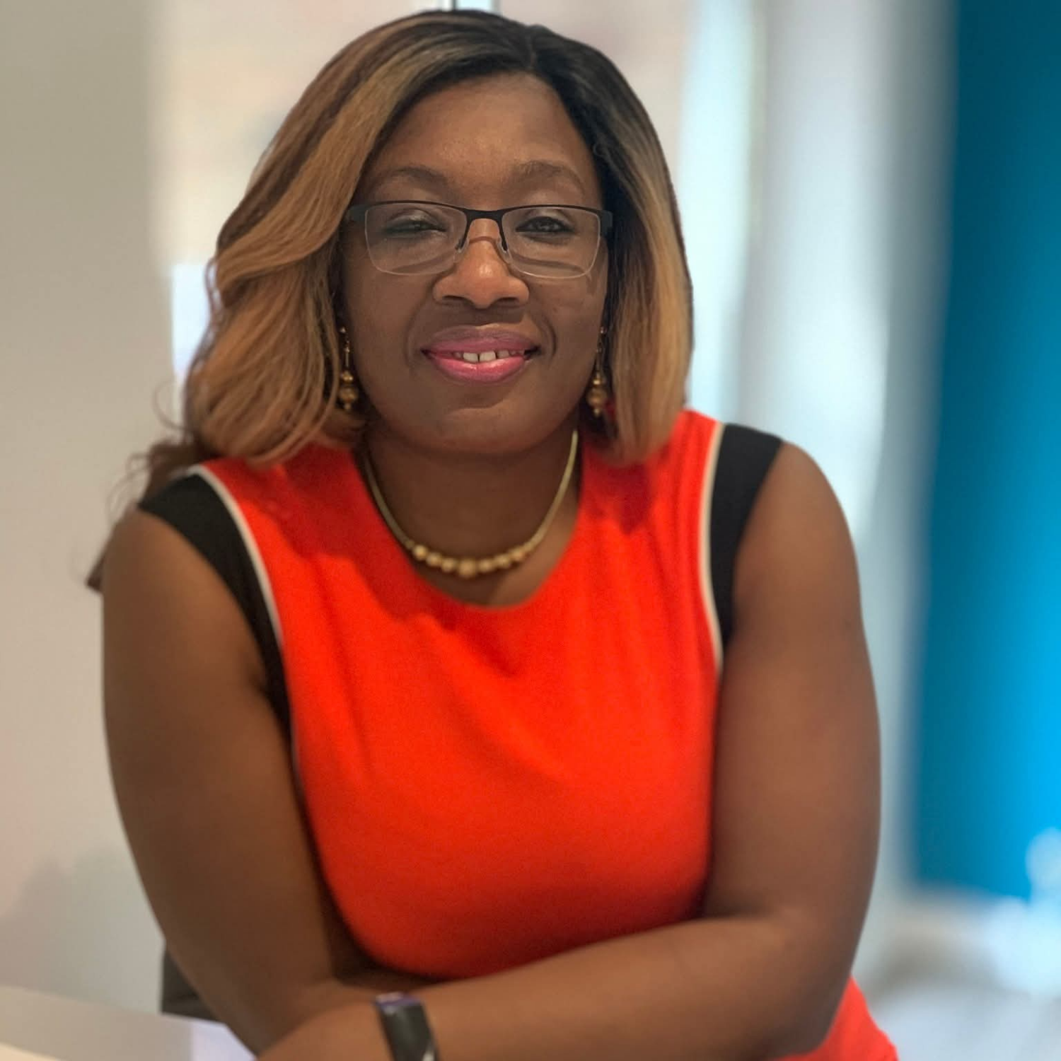 Liz Emelogu