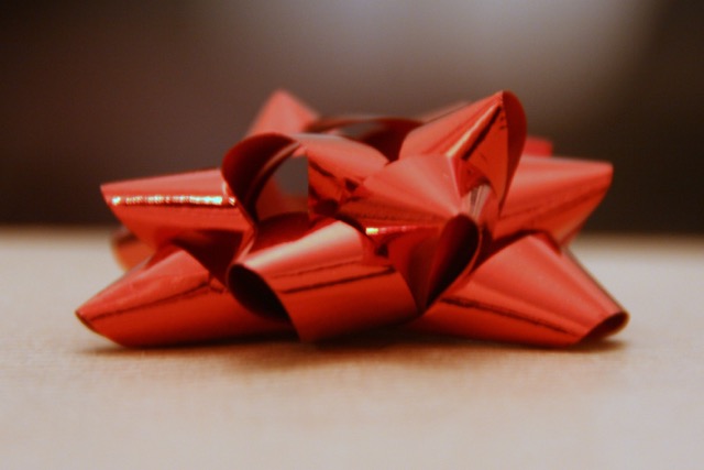 Red bow